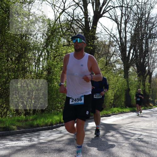 12.04.2026 - 45. Internationalen Wilhelmsburger Insellauf Yannick Fuchs http://msf.ph/oto/9485902 12.04.2026 10:29:23 Laufen 2456, 4325 meine-sportfotos.de