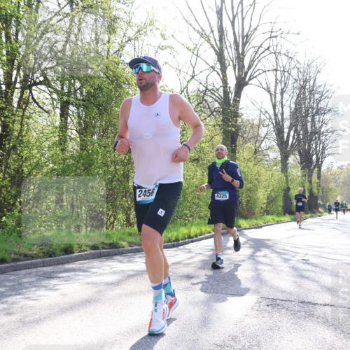 12.04.2026 - 45. Internationalen Wilhelmsburger Insellauf Yannick Fuchs http://msf.ph/oto/9485907 12.04.2026 10:29:23 Laufen 2456, 4325 meine-sportfotos.de