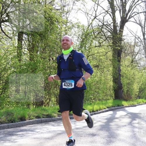 12.04.2026 - 45. Internationalen Wilhelmsburger Insellauf Yannick Fuchs http://msf.ph/oto/9485914 12.04.2026 10:29:24 Laufen 4325, 5545 meine-sportfotos.de