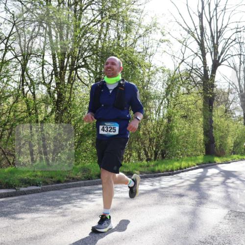12.04.2026 - 45. Internationalen Wilhelmsburger Insellauf Yannick Fuchs http://msf.ph/oto/9485918 12.04.2026 10:29:24 Laufen 4325 meine-sportfotos.de