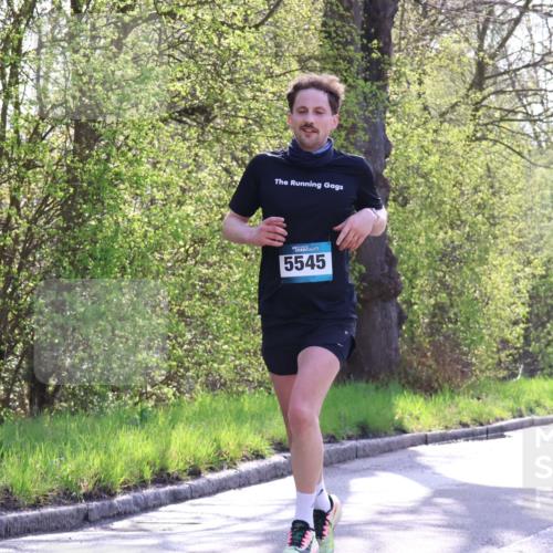 12.04.2026 - 45. Internationalen Wilhelmsburger Insellauf Yannick Fuchs http://msf.ph/oto/9485949 12.04.2026 10:29:28 Laufen 5545 meine-sportfotos.de