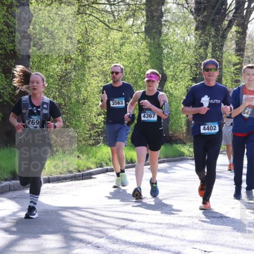 12.04.2026 - 45. Internationalen Wilhelmsburger Insellauf Yannick Fuchs http://msf.ph/oto/9485956 12.04.2026 10:35:27 Laufen 269, 3563, 2022, 4367, 4402, 543 meine-sportfotos.de