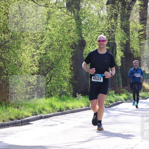 12.04.2026 - 45. Internationalen Wilhelmsburger Insellauf Yannick Fuchs http://msf.ph/oto/9485976 12.04.2026 10:29:31 Laufen 4522, 3702, 2100 meine-sportfotos.de