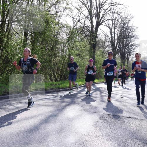 12.04.2026 - 45. Internationalen Wilhelmsburger Insellauf Yannick Fuchs http://msf.ph/oto/9485987 12.04.2026 10:35:30 Laufen 269, 3563, 4367, 543, 4402 meine-sportfotos.de