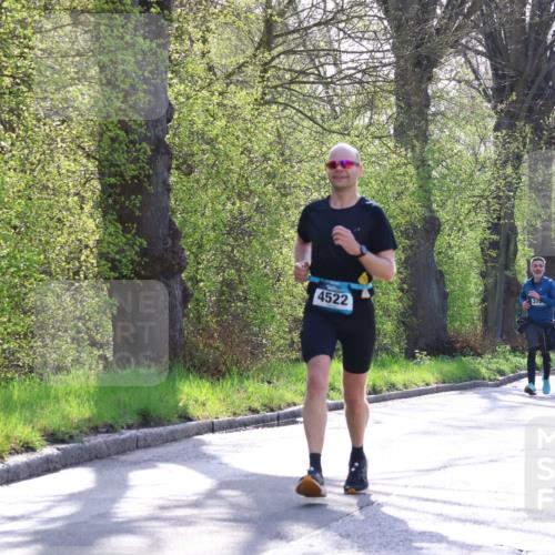 12.04.2026 - 45. Internationalen Wilhelmsburger Insellauf Yannick Fuchs http://msf.ph/oto/9485996 12.04.2026 10:29:33 Laufen 4522, 376, 2100 meine-sportfotos.de