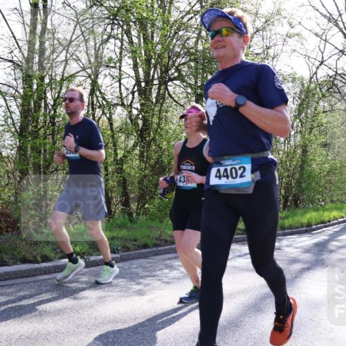 12.04.2026 - 45. Internationalen Wilhelmsburger Insellauf Yannick Fuchs http://msf.ph/oto/9486008 12.04.2026 10:35:32 Laufen 350, 43, 4402 meine-sportfotos.de