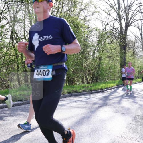 12.04.2026 - 45. Internationalen Wilhelmsburger Insellauf Yannick Fuchs http://msf.ph/oto/9486010 12.04.2026 10:35:32 Laufen 160, 3, 4402 meine-sportfotos.de