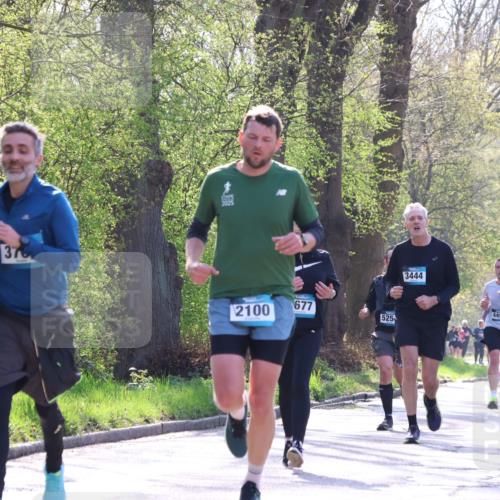12.04.2026 - 45. Internationalen Wilhelmsburger Insellauf Yannick Fuchs http://msf.ph/oto/9486044 12.04.2026 10:29:37 Laufen 376, 2100, 677, 525, 3444, 4490, 460, 4629, 3171 meine-sportfotos.de