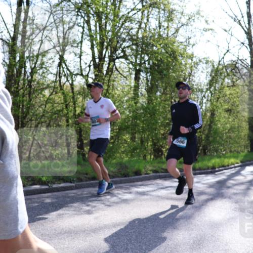 12.04.2026 - 45. Internationalen Wilhelmsburger Insellauf Yannick Fuchs http://msf.ph/oto/9486048 12.04.2026 10:35:35 Laufen 566 meine-sportfotos.de