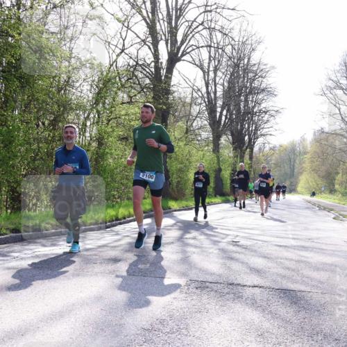 12.04.2026 - 45. Internationalen Wilhelmsburger Insellauf Yannick Fuchs http://msf.ph/oto/9486074 12.04.2026 10:29:41 Laufen 2100, 3677 meine-sportfotos.de