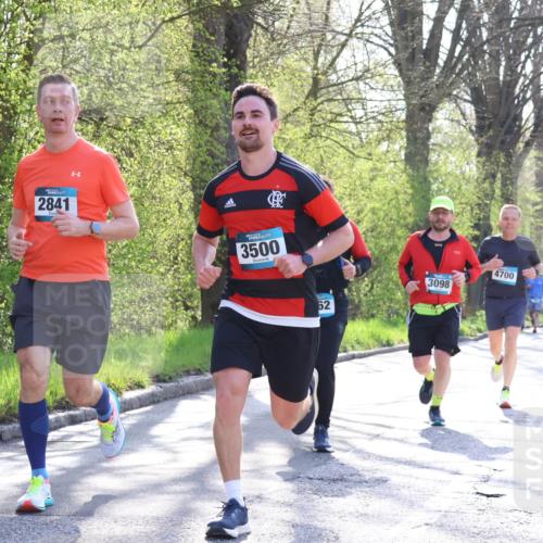 12.04.2026 - 45. Internationalen Wilhelmsburger Insellauf Yannick Fuchs http://msf.ph/oto/9486077 12.04.2026 10:35:38 Laufen 2841, 3500, 62, 3098, 4700 meine-sportfotos.de