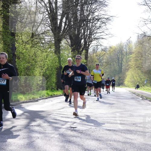 12.04.2026 - 45. Internationalen Wilhelmsburger Insellauf Yannick Fuchs http://msf.ph/oto/9486085 12.04.2026 10:29:42 Laufen 3677, 3444, 4629 meine-sportfotos.de