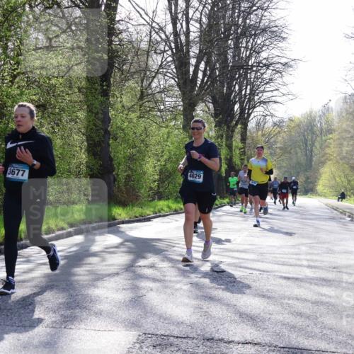 12.04.2026 - 45. Internationalen Wilhelmsburger Insellauf Yannick Fuchs http://msf.ph/oto/9486092 12.04.2026 10:29:43 Laufen 3677, 4629 meine-sportfotos.de