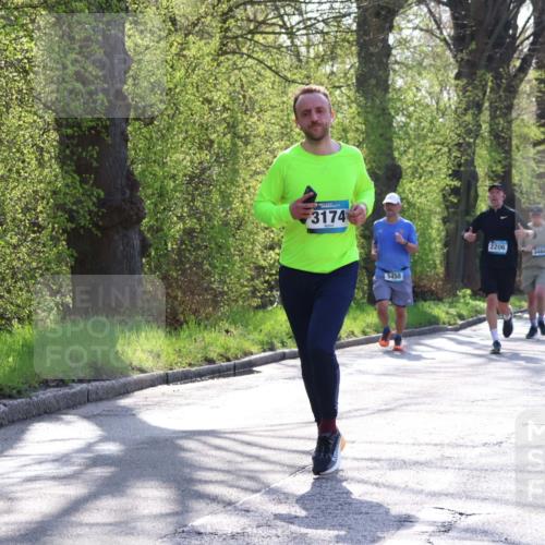 12.04.2026 - 45. Internationalen Wilhelmsburger Insellauf Yannick Fuchs http://msf.ph/oto/9486126 12.04.2026 10:35:45 Laufen 3174, 3450, 2206, 3484 meine-sportfotos.de