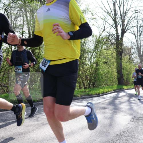 12.04.2026 - 45. Internationalen Wilhelmsburger Insellauf Yannick Fuchs http://msf.ph/oto/9486142 12.04.2026 10:29:47 Laufen 3444, 5254, 08, 4871 meine-sportfotos.de