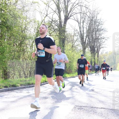 12.04.2026 - 45. Internationalen Wilhelmsburger Insellauf Yannick Fuchs http://msf.ph/oto/9486156 12.04.2026 10:29:49 Laufen 4871, 4490, 4980, 3171 meine-sportfotos.de