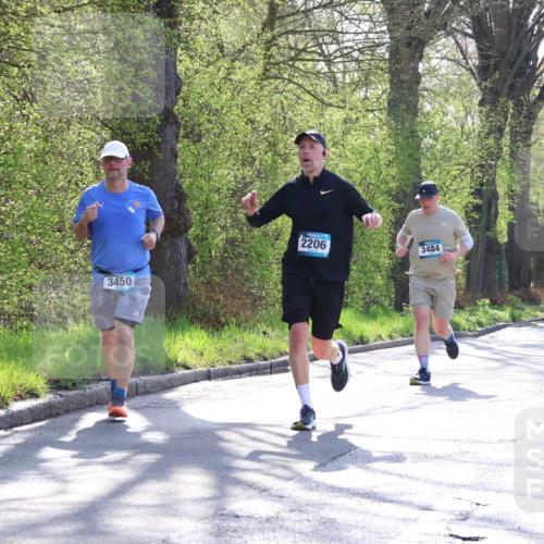 12.04.2026 - 45. Internationalen Wilhelmsburger Insellauf Yannick Fuchs http://msf.ph/oto/9486172 12.04.2026 10:35:49 Laufen 3450, 2206, 3484, 672 meine-sportfotos.de