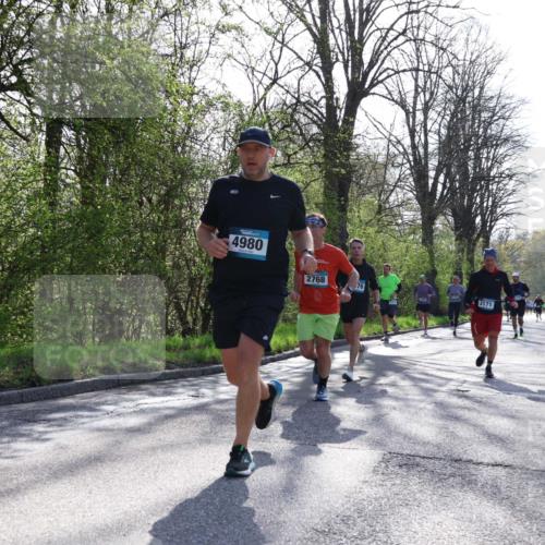 12.04.2026 - 45. Internationalen Wilhelmsburger Insellauf Yannick Fuchs http://msf.ph/oto/9486176 12.04.2026 10:29:51 Laufen 4980, 2768, 76, 3171 meine-sportfotos.de