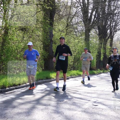 12.04.2026 - 45. Internationalen Wilhelmsburger Insellauf Yannick Fuchs http://msf.ph/oto/9486179 12.04.2026 10:35:49 Laufen 3450, 2206, 3484, 672 meine-sportfotos.de