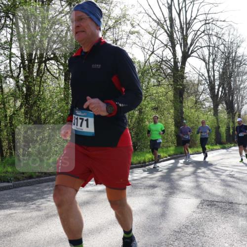 12.04.2026 - 45. Internationalen Wilhelmsburger Insellauf Yannick Fuchs http://msf.ph/oto/9486200 12.04.2026 10:29:53 Laufen 3, 3171, 531, 3705, 3781 meine-sportfotos.de