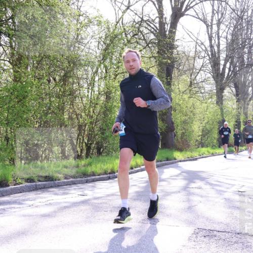 12.04.2026 - 45. Internationalen Wilhelmsburger Insellauf Yannick Fuchs http://msf.ph/oto/9486236 12.04.2026 10:29:58 Laufen  meine-sportfotos.de