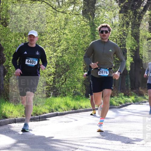 12.04.2026 - 45. Internationalen Wilhelmsburger Insellauf Yannick Fuchs http://msf.ph/oto/9486250 12.04.2026 10:30:00 Laufen 4401, 2878, 5688, 309 meine-sportfotos.de