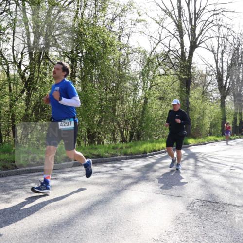 12.04.2026 - 45. Internationalen Wilhelmsburger Insellauf Yannick Fuchs http://msf.ph/oto/9486255 12.04.2026 10:35:57 Laufen 4297 meine-sportfotos.de