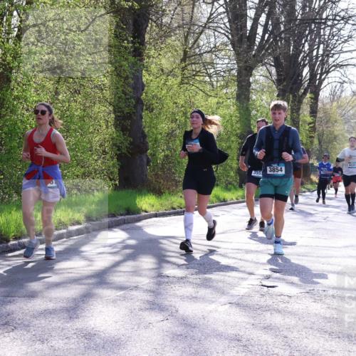 12.04.2026 - 45. Internationalen Wilhelmsburger Insellauf Yannick Fuchs http://msf.ph/oto/9486288 12.04.2026 10:36:01 Laufen 355, 3854, 4331 meine-sportfotos.de