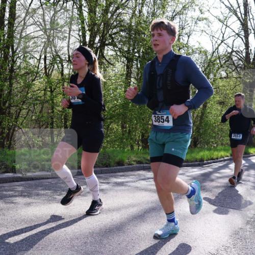 12.04.2026 - 45. Internationalen Wilhelmsburger Insellauf Yannick Fuchs http://msf.ph/oto/9486318 12.04.2026 10:36:04 Laufen 3854, 3553, 4331 meine-sportfotos.de