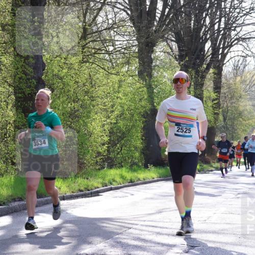 12.04.2026 - 45. Internationalen Wilhelmsburger Insellauf Yannick Fuchs http://msf.ph/oto/9486329 12.04.2026 10:30:10 Laufen 3534, 2525, 4645, 5560 meine-sportfotos.de
