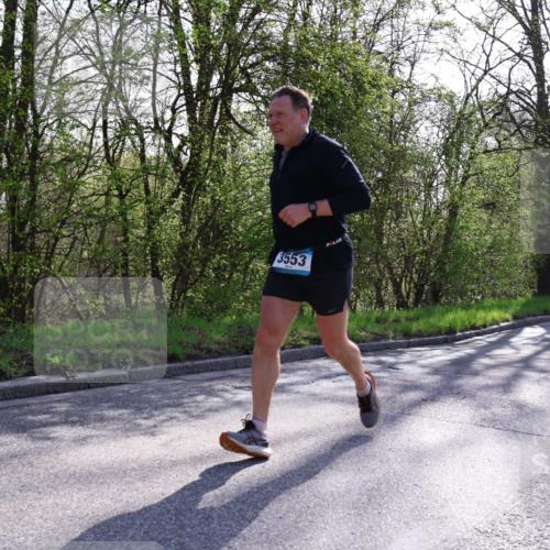 12.04.2026 - 45. Internationalen Wilhelmsburger Insellauf Yannick Fuchs http://msf.ph/oto/9486330 12.04.2026 10:36:05 Laufen 3553, 5749, 4331 meine-sportfotos.de