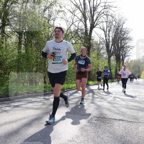 12.04.2026 - 45. Internationalen Wilhelmsburger Insellauf Yannick Fuchs http://msf.ph/oto/9486346 12.04.2026 10:36:07 Laufen 4331, 5749, 5421 meine-sportfotos.de
