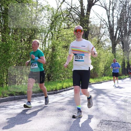 12.04.2026 - 45. Internationalen Wilhelmsburger Insellauf Yannick Fuchs http://msf.ph/oto/9486356 12.04.2026 10:30:12 Laufen 3534, 2525 meine-sportfotos.de