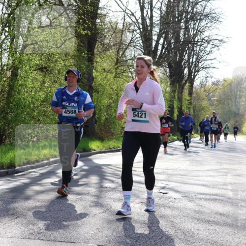 12.04.2026 - 45. Internationalen Wilhelmsburger Insellauf Yannick Fuchs http://msf.ph/oto/9486358 12.04.2026 10:36:09 Laufen 4568, 5421 meine-sportfotos.de