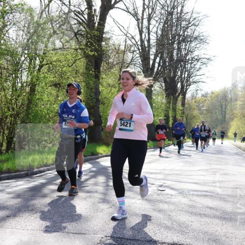 12.04.2026 - 45. Internationalen Wilhelmsburger Insellauf Yannick Fuchs http://msf.ph/oto/9486360 12.04.2026 10:36:09 Laufen 45, 5421 meine-sportfotos.de