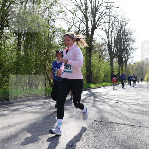 12.04.2026 - 45. Internationalen Wilhelmsburger Insellauf Yannick Fuchs http://msf.ph/oto/9486368 12.04.2026 10:36:10 Laufen 5421, 45 meine-sportfotos.de