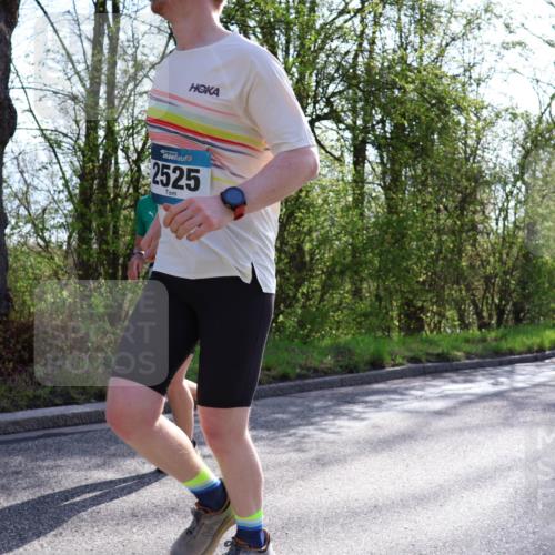 12.04.2026 - 45. Internationalen Wilhelmsburger Insellauf Yannick Fuchs http://msf.ph/oto/9486371 12.04.2026 10:30:13 Laufen 2525 meine-sportfotos.de
