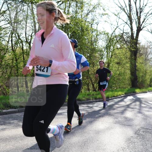 12.04.2026 - 45. Internationalen Wilhelmsburger Insellauf Yannick Fuchs http://msf.ph/oto/9486373 12.04.2026 10:36:10 Laufen 5421, 4834 meine-sportfotos.de