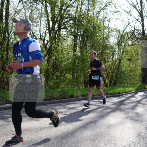 12.04.2026 - 45. Internationalen Wilhelmsburger Insellauf Yannick Fuchs http://msf.ph/oto/9486377 12.04.2026 10:36:11 Laufen 68, 4834 meine-sportfotos.de