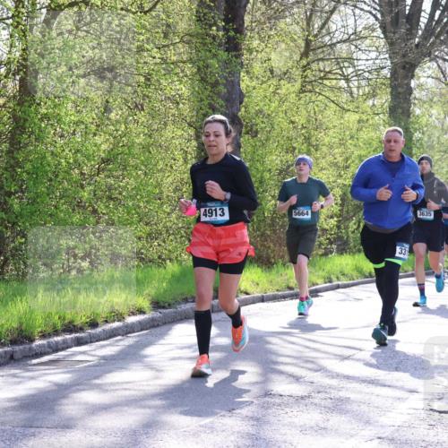 12.04.2026 - 45. Internationalen Wilhelmsburger Insellauf Yannick Fuchs http://msf.ph/oto/9486388 12.04.2026 10:36:13 Laufen 4913, 5664, 331, 3635, 546, 3307 meine-sportfotos.de