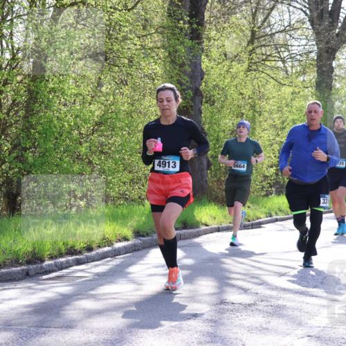 12.04.2026 - 45. Internationalen Wilhelmsburger Insellauf Yannick Fuchs http://msf.ph/oto/9486390 12.04.2026 10:36:13 Laufen 4913, 5664, 331, 35, 546, 3307 meine-sportfotos.de