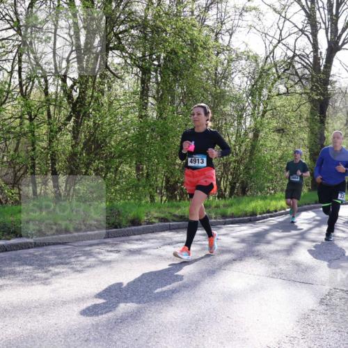 12.04.2026 - 45. Internationalen Wilhelmsburger Insellauf Yannick Fuchs http://msf.ph/oto/9486406 12.04.2026 10:36:14 Laufen 4913, 5664, 331, 3635, 3307 meine-sportfotos.de