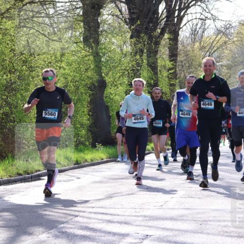 12.04.2026 - 45. Internationalen Wilhelmsburger Insellauf Yannick Fuchs http://msf.ph/oto/9486411 12.04.2026 10:30:18 Laufen 5560, 4645, 4680, 4646, 4655, 4649 meine-sportfotos.de