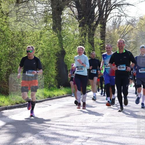 12.04.2026 - 45. Internationalen Wilhelmsburger Insellauf Yannick Fuchs http://msf.ph/oto/9486413 12.04.2026 10:30:18 Laufen 464, 4645, 4680, 556, 4646, 4655 meine-sportfotos.de