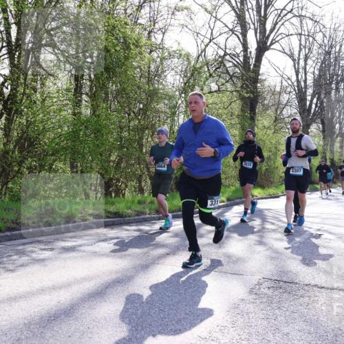 12.04.2026 - 45. Internationalen Wilhelmsburger Insellauf Yannick Fuchs http://msf.ph/oto/9486416 12.04.2026 10:36:15 Laufen 5664, 331, 3635, 3307 meine-sportfotos.de