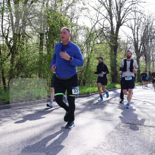 12.04.2026 - 45. Internationalen Wilhelmsburger Insellauf Yannick Fuchs http://msf.ph/oto/9486422 12.04.2026 10:36:16 Laufen 331, 3635, 3307 meine-sportfotos.de