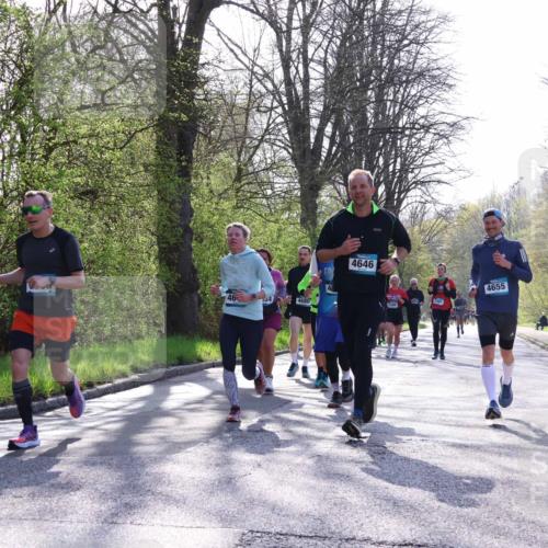 12.04.2026 - 45. Internationalen Wilhelmsburger Insellauf Yannick Fuchs http://msf.ph/oto/9486443 12.04.2026 10:30:20 Laufen 46, 4, 4646, 4655, 3381, 3380 meine-sportfotos.de
