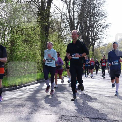 12.04.2026 - 45. Internationalen Wilhelmsburger Insellauf Yannick Fuchs http://msf.ph/oto/9486447 12.04.2026 10:30:21 Laufen 5560, 4645, 46, 3380, 3381, 4655 meine-sportfotos.de