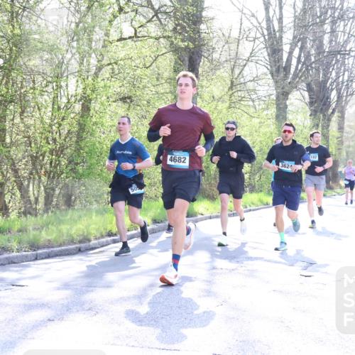 12.04.2026 - 45. Internationalen Wilhelmsburger Insellauf Yannick Fuchs http://msf.ph/oto/9486450 12.04.2026 10:36:19 Laufen 4682, 3624, 182, 505, 3325 meine-sportfotos.de
