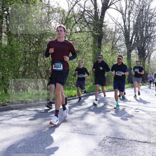12.04.2026 - 45. Internationalen Wilhelmsburger Insellauf Yannick Fuchs http://msf.ph/oto/9486458 12.04.2026 10:36:19 Laufen 4682, 2706, 3624, 4182, 3325 meine-sportfotos.de